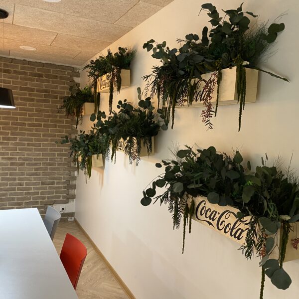 E2F20D7C-30EE-40A5-86D3-E72FE6E1ED3A