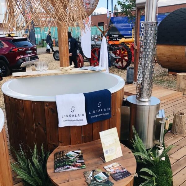 811BC2B2-C1DC-46F3-950F-5412221E65B6