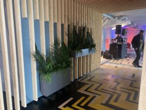 Forgreenerlife akustilised puukoorest ja taimeseinad