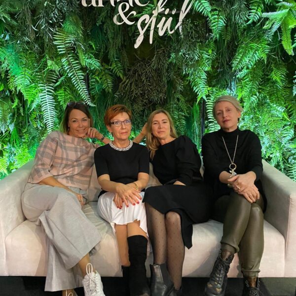 Taimeseinade rent Forgreenerlife.com .Foteoseina rent, messiboksi kaunistus