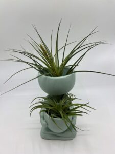 Keraamiline kuju õhulillega