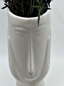 Säilitatud_lavendel_keraamilises_vaasis